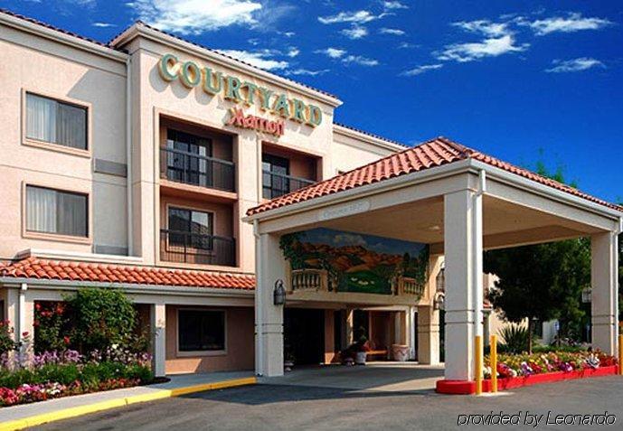 Courtyard By Marriott Ливърмор Екстериор снимка