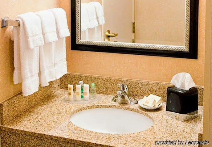 Courtyard By Marriott Ливърмор Екстериор снимка