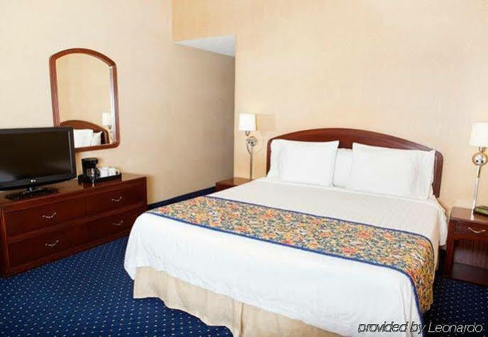 Courtyard By Marriott Ливърмор Екстериор снимка