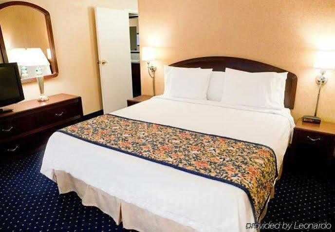 Courtyard By Marriott Ливърмор Екстериор снимка